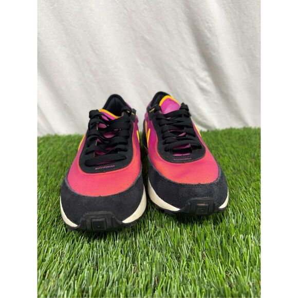 Nike Boys Waffle One DC0481-600 Pink Running Shoes Sneakers Size 7Y‎ - Picture 2 of 7